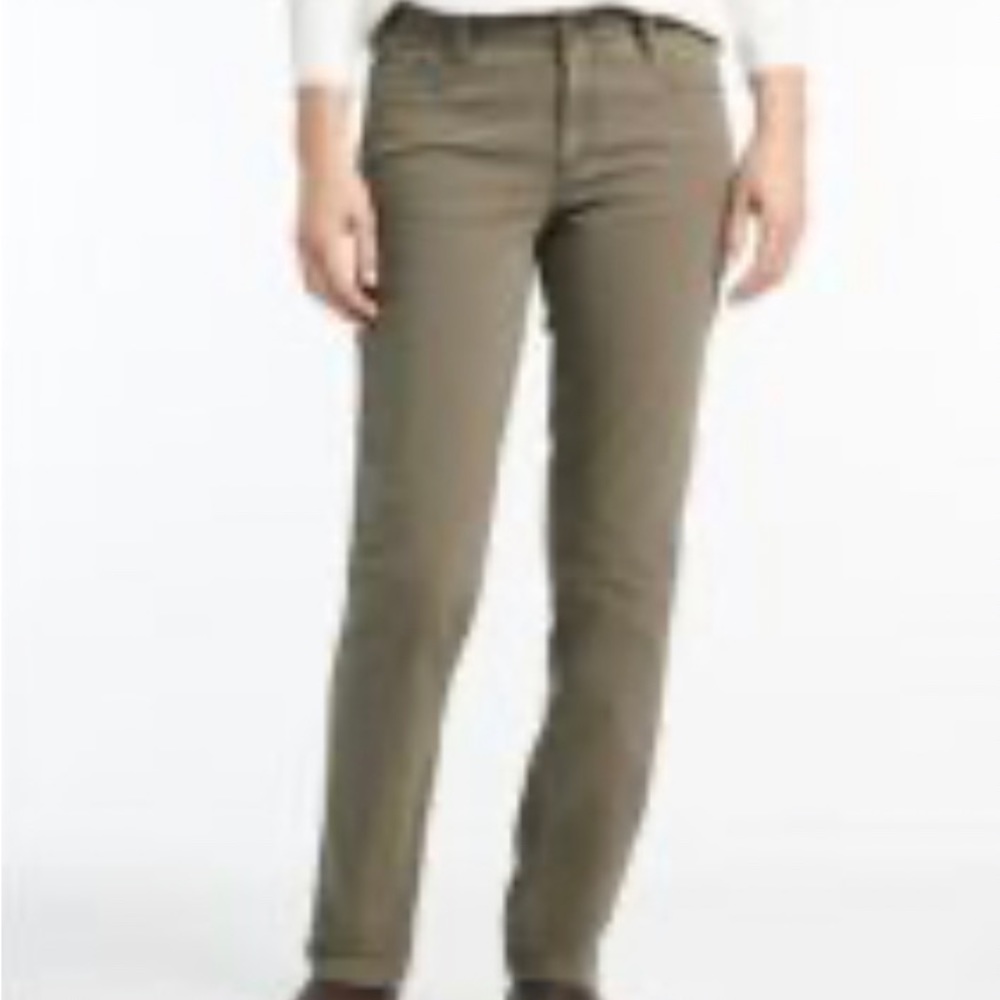 L.L. Bean women’s Favorite Fit Stretch Canvas Five-Pocket Pants 10-M/T  NWT